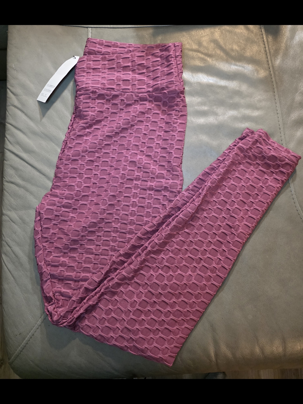 Textured Scrunch Booty Lifting Leggings Trio - Pink, Black, Gray - Picture 5 of 16